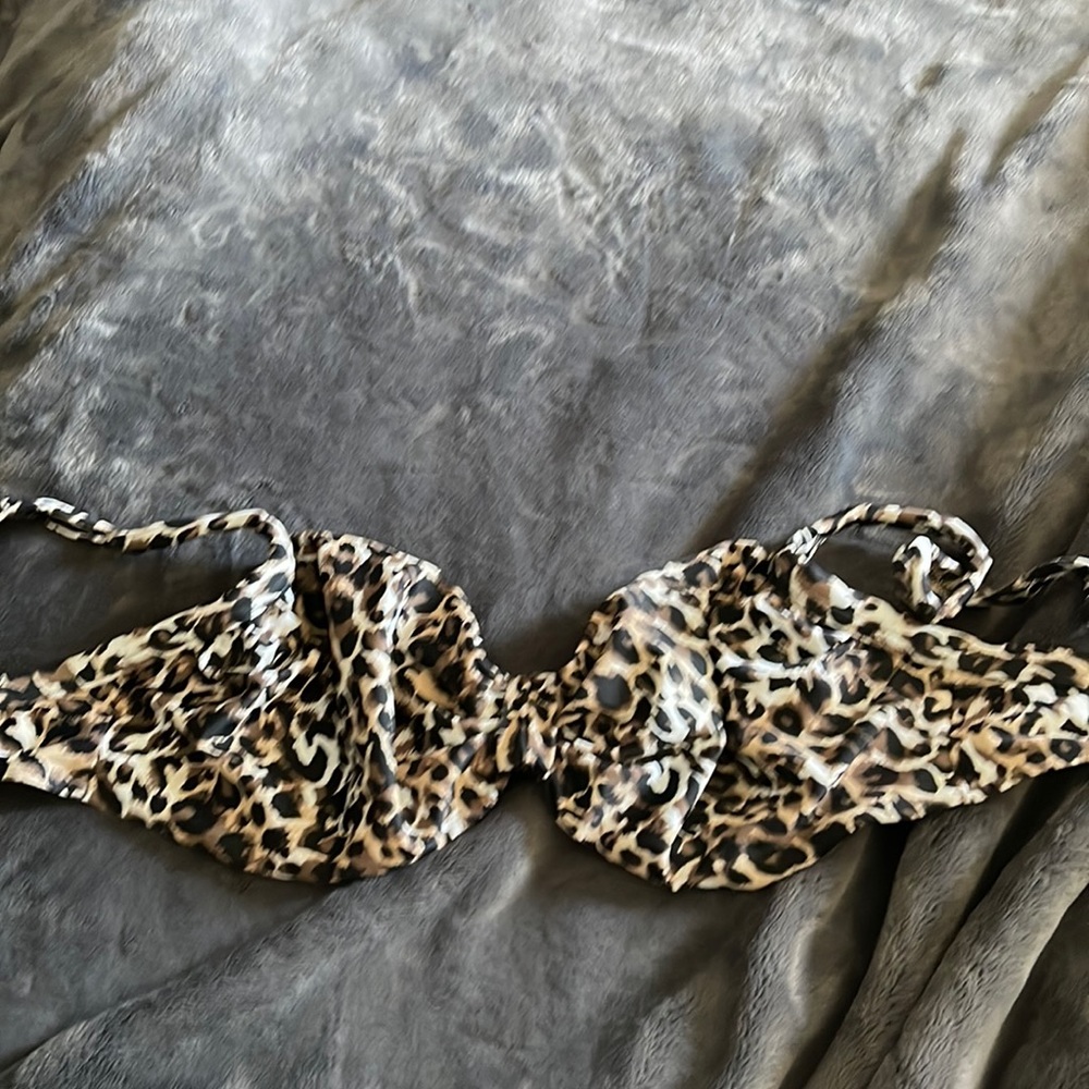 Bikini top